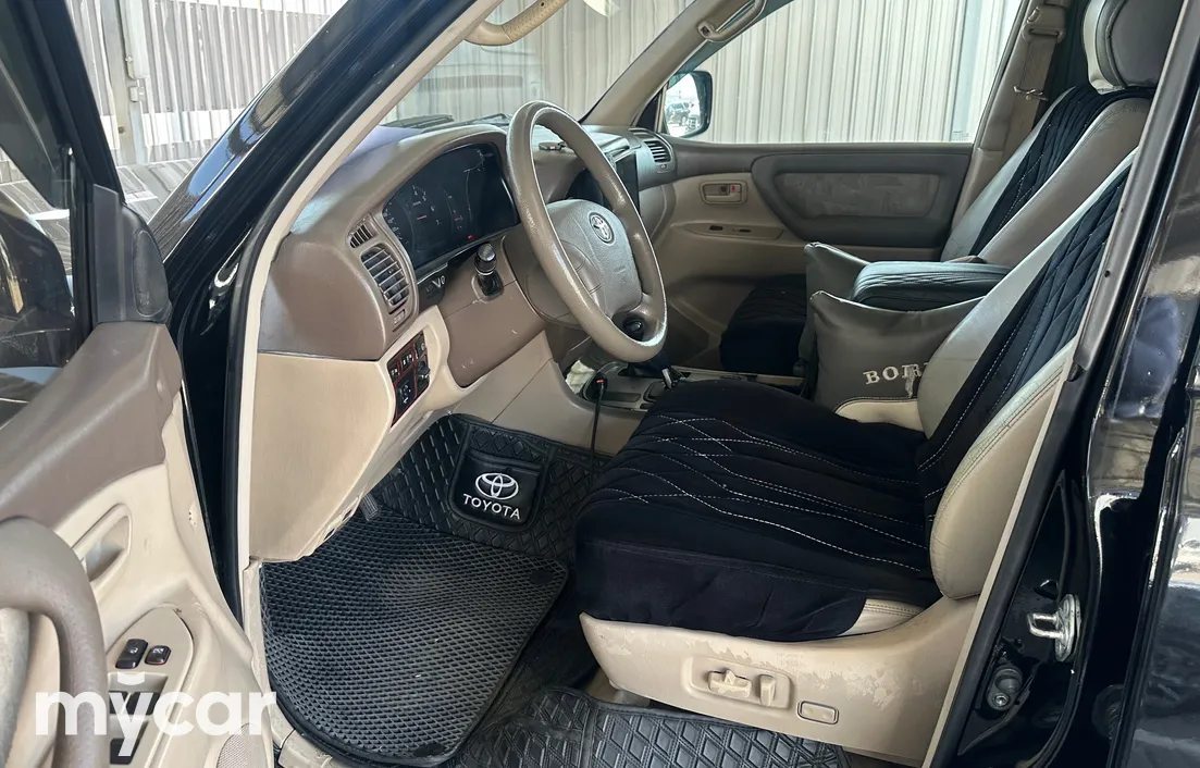 Toyota Land Cruiser 2000