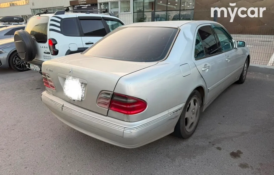 Mercedes-Benz E-Класс 2000