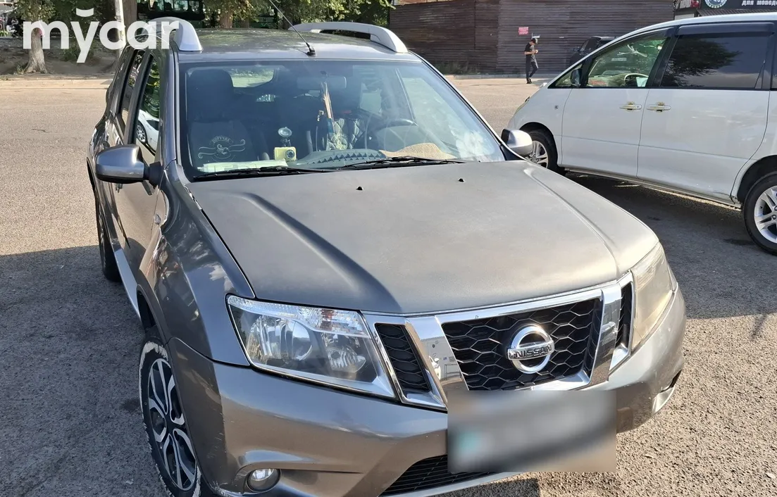 Nissan Terrano 2015