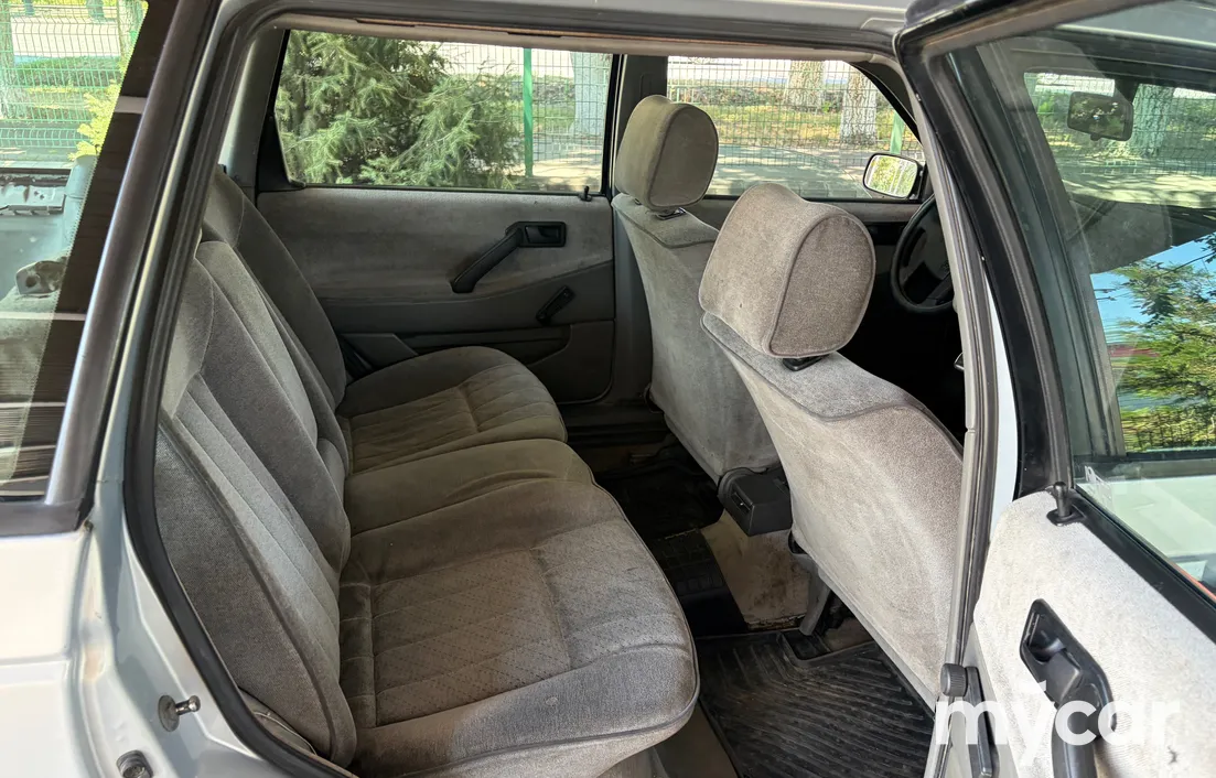 Volkswagen Passat 1993