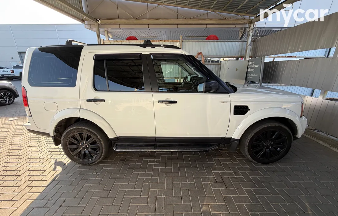 Land Rover Discovery 2013