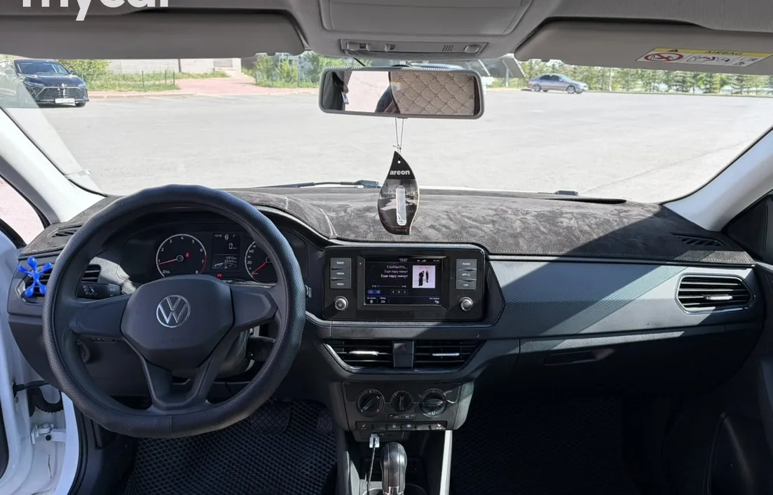 Volkswagen Polo 2021