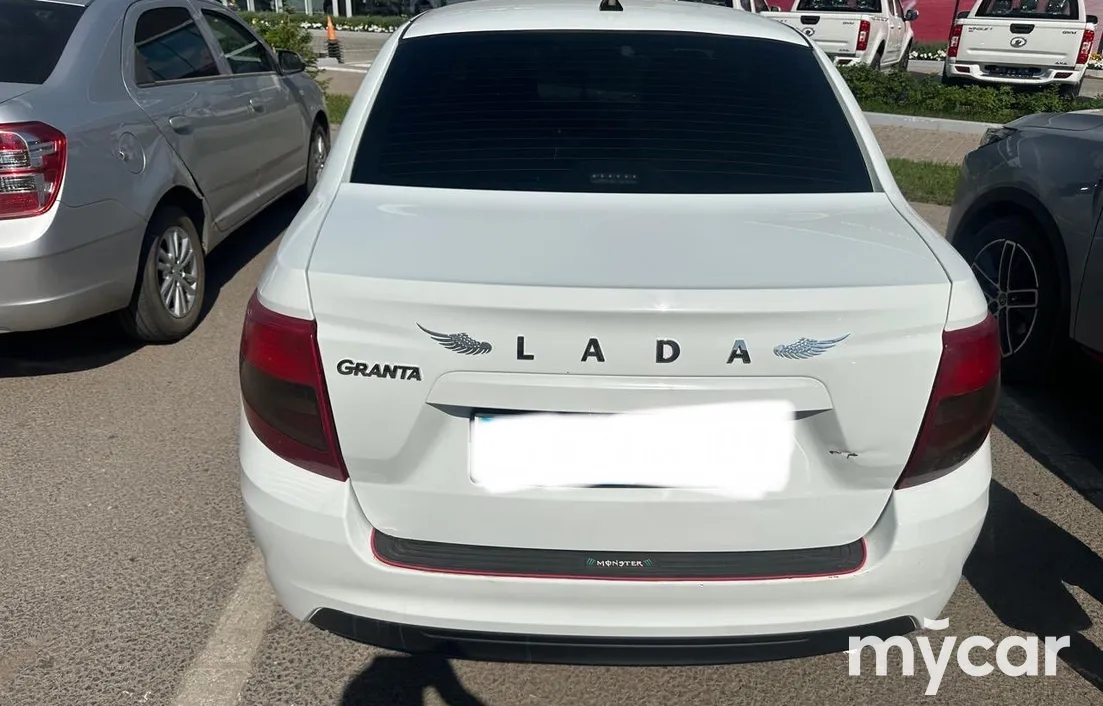 LADA Granta 2021