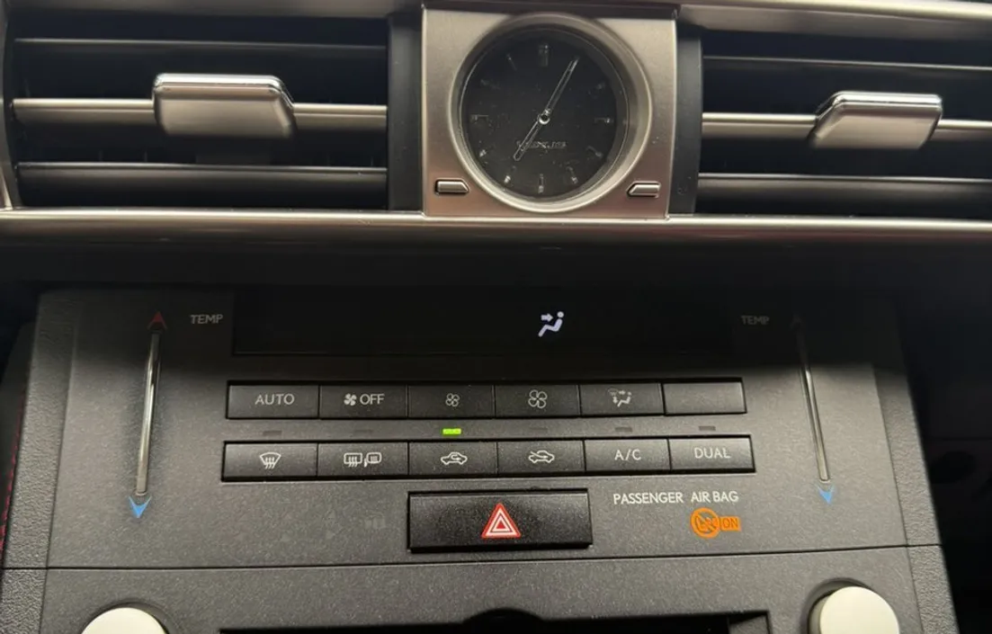 Lexus IS 2014
