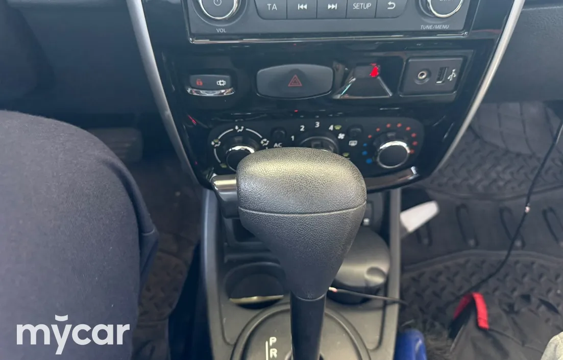 Nissan Terrano 2015