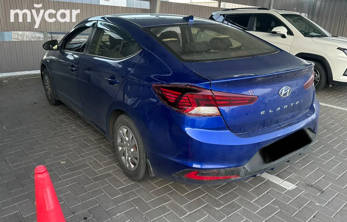 Hyundai Elantra 2020