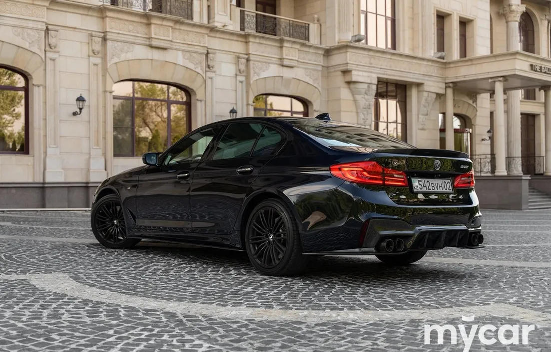 BMW 5 серия 2017