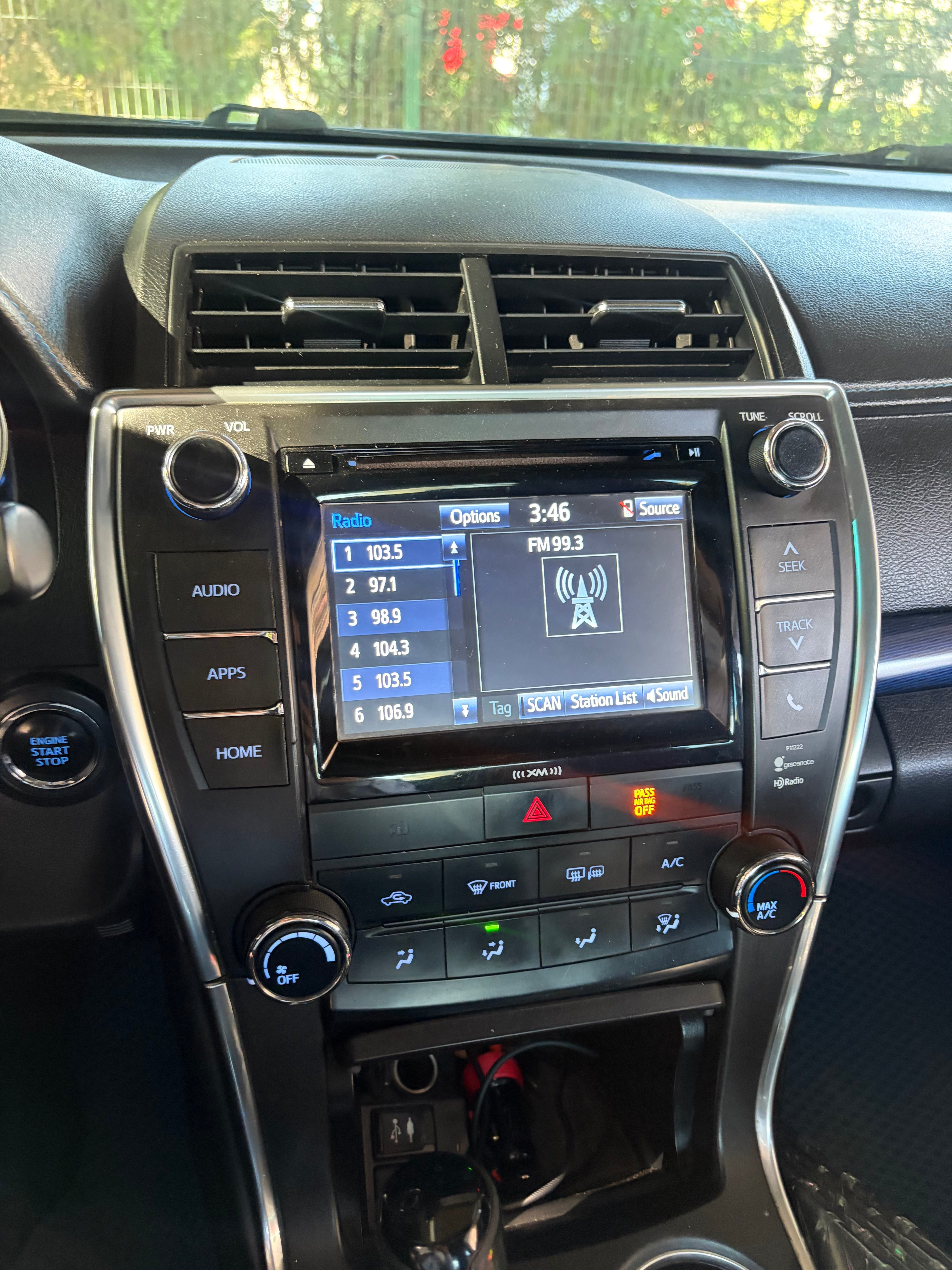 Toyota Camry 2016