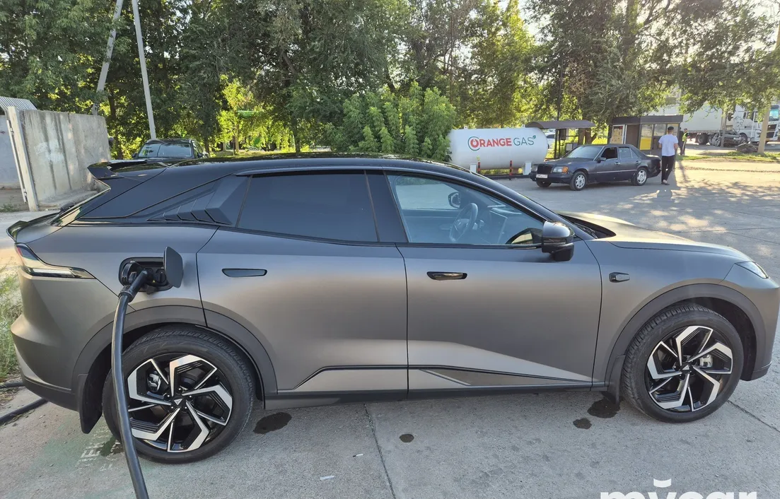 Changan Deepal S07 2024