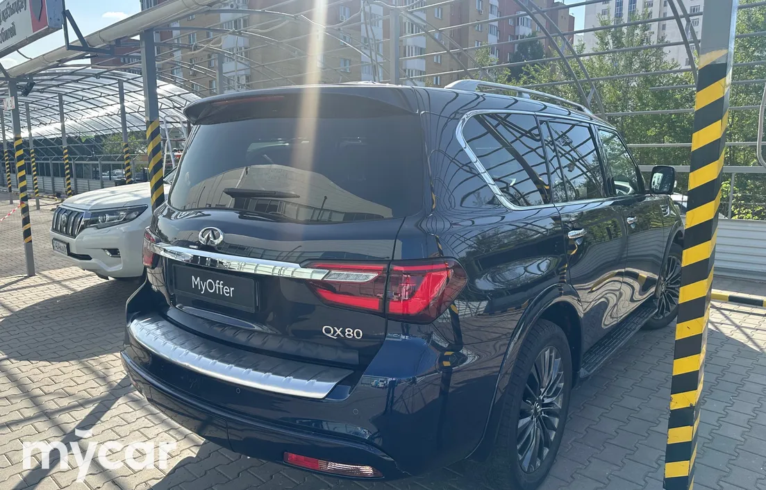 Infiniti QX80 2022