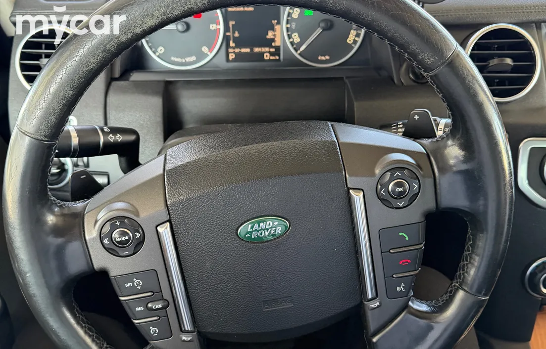Land Rover Discovery 2013