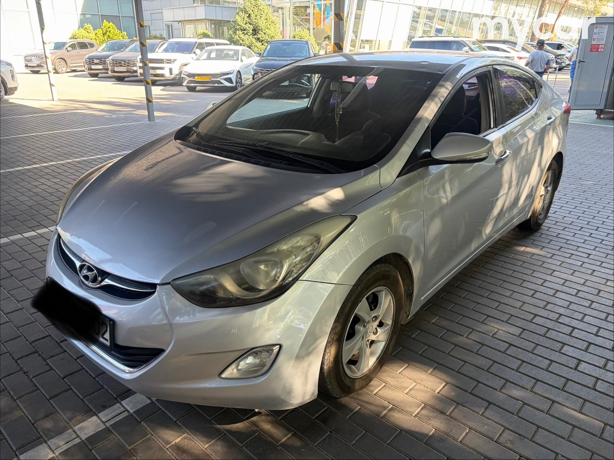 Hyundai Avante 2011