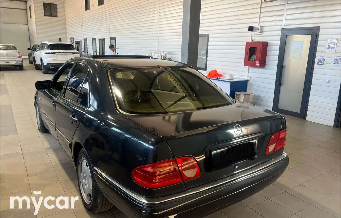 Mercedes-Benz E-Класс 1996