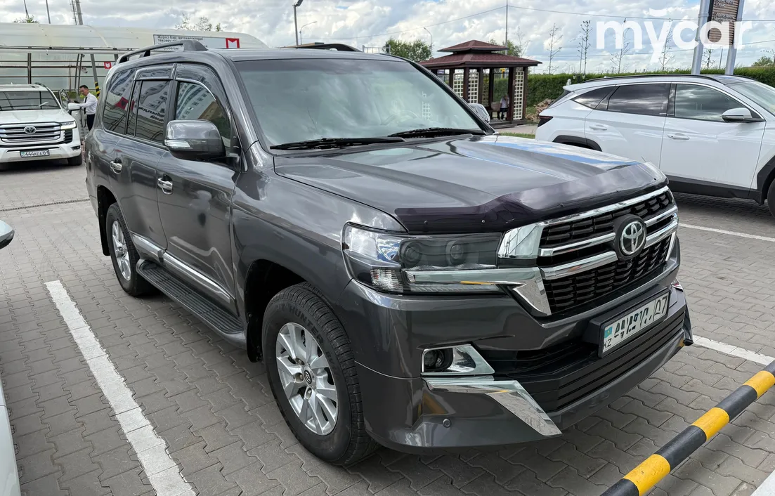 Toyota Land Cruiser 2014