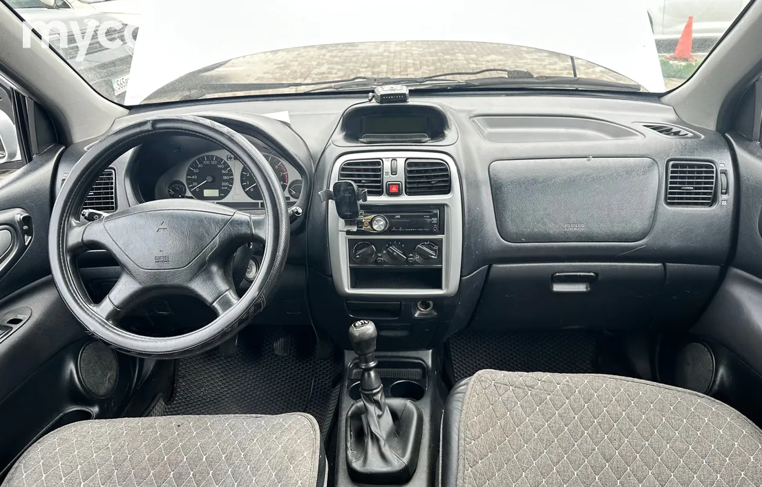 Mitsubishi Space Star 2002