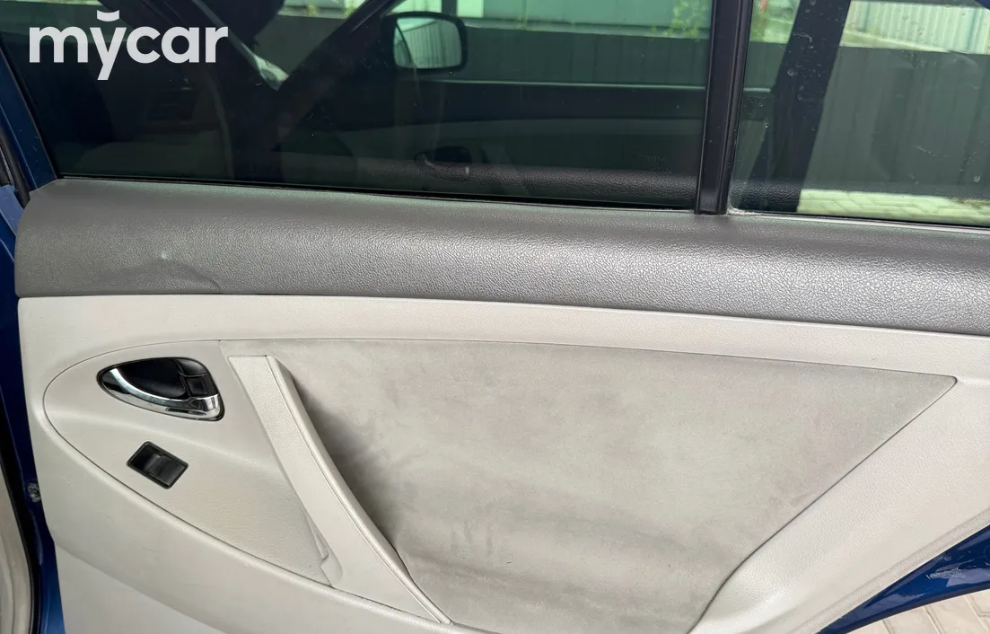 Toyota Camry 2007