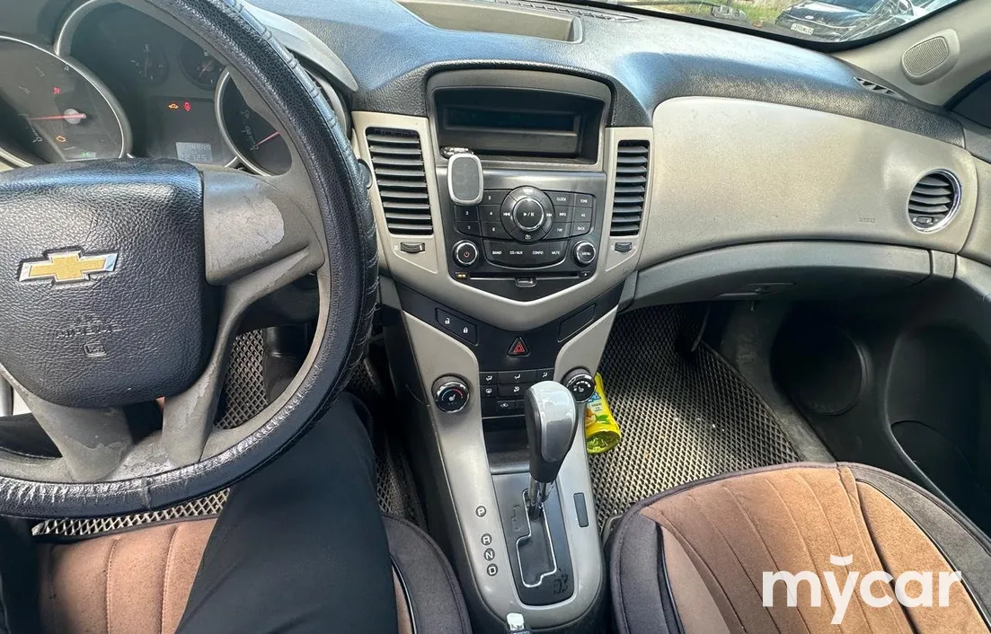 Chevrolet Cruze 2010