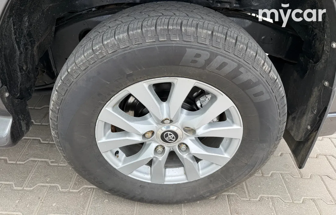 Toyota Land Cruiser 2014