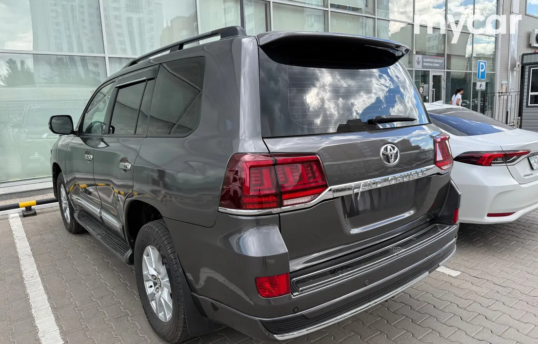 Toyota Land Cruiser 2014