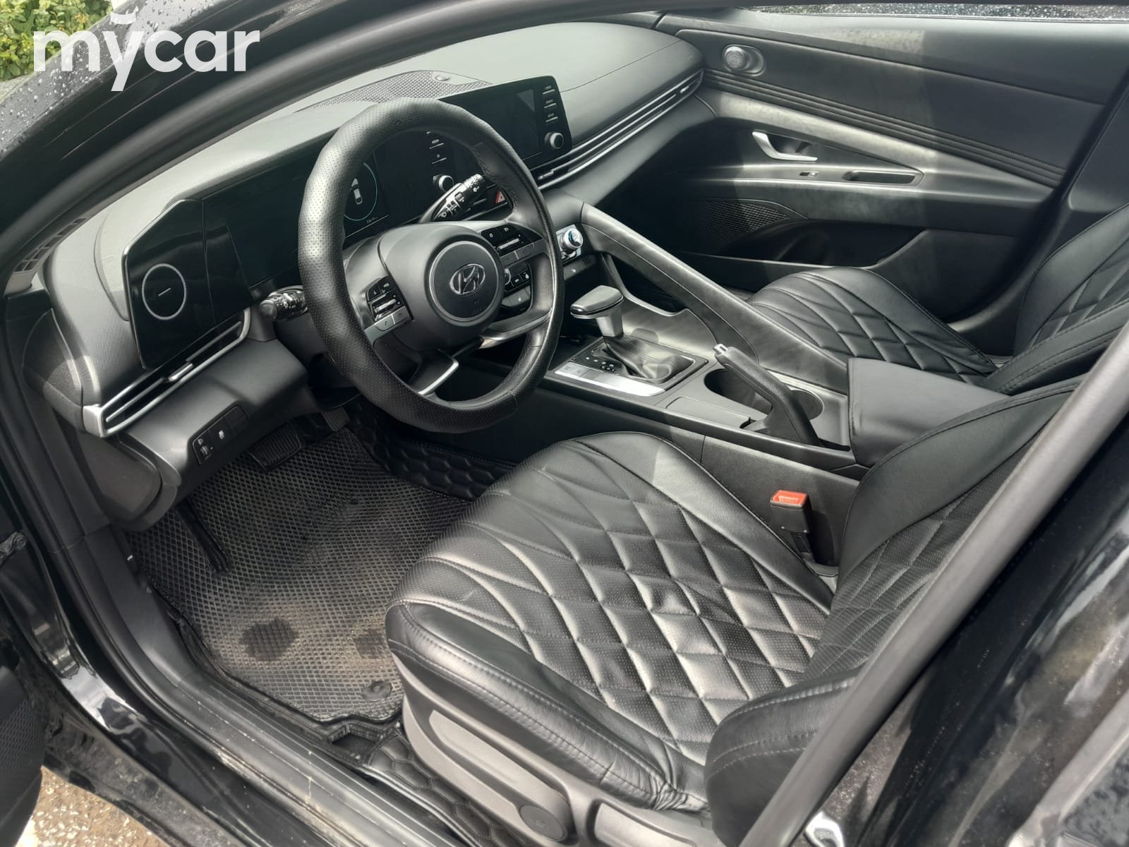 Hyundai Elantra 2023