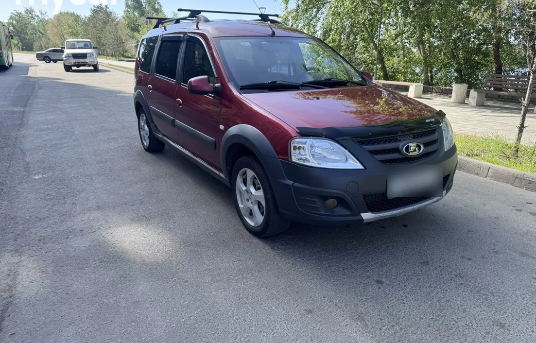 LADA Largus Cross 2020