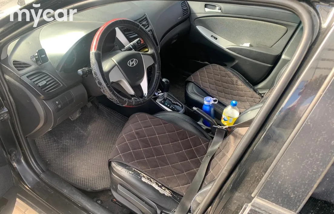 Hyundai Solaris 2013