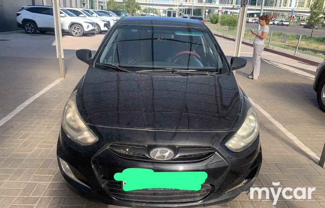 Hyundai Solaris 2013