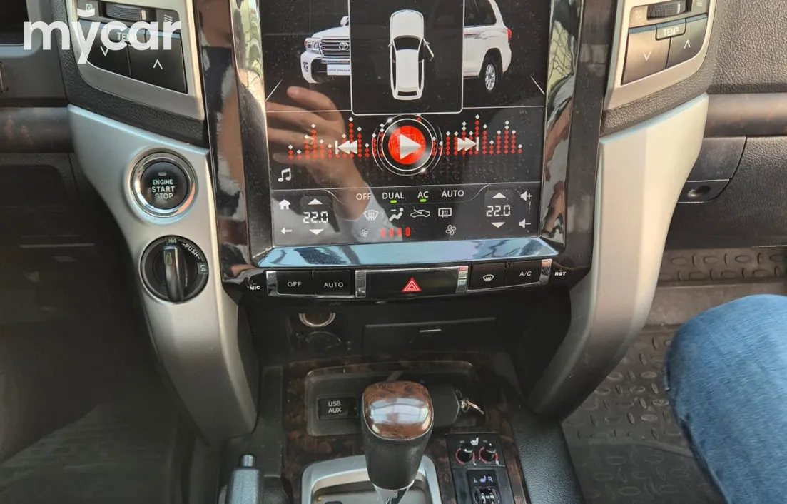 Toyota Land Cruiser 2014