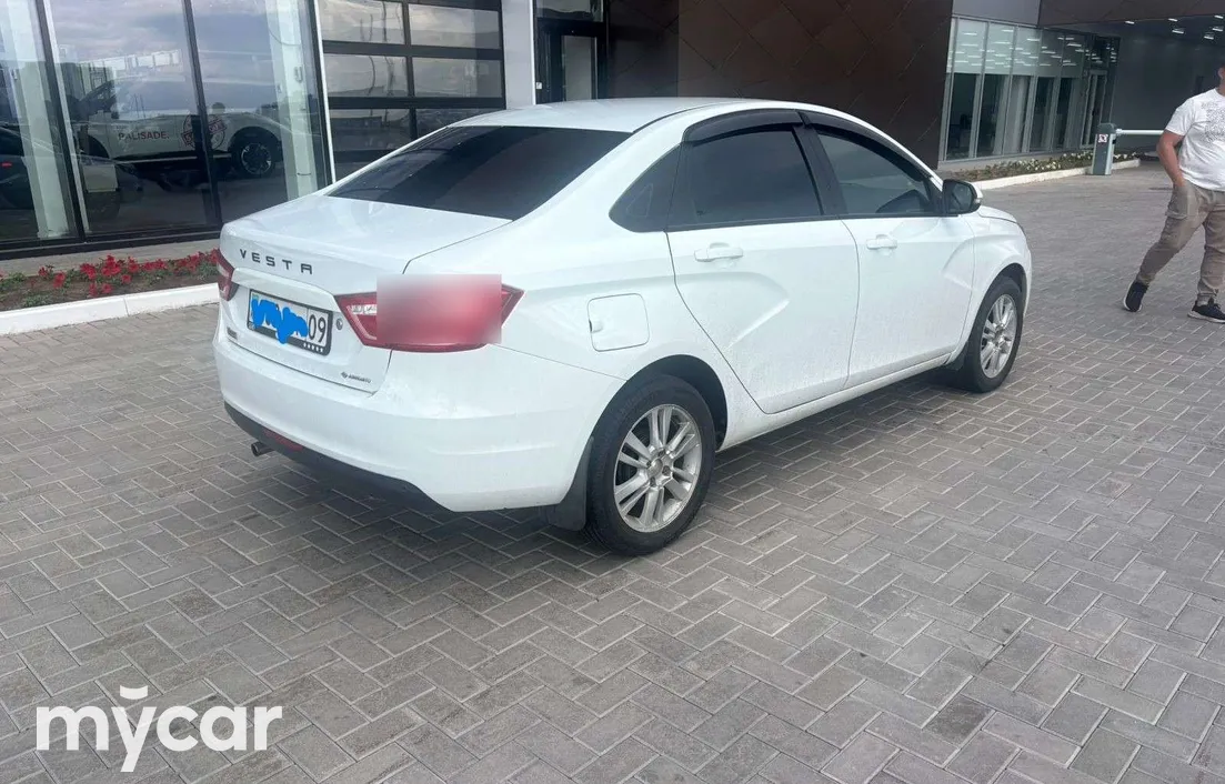 LADA Vesta 2017