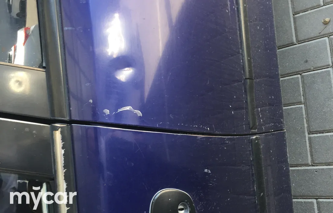 Mazda 323 1995