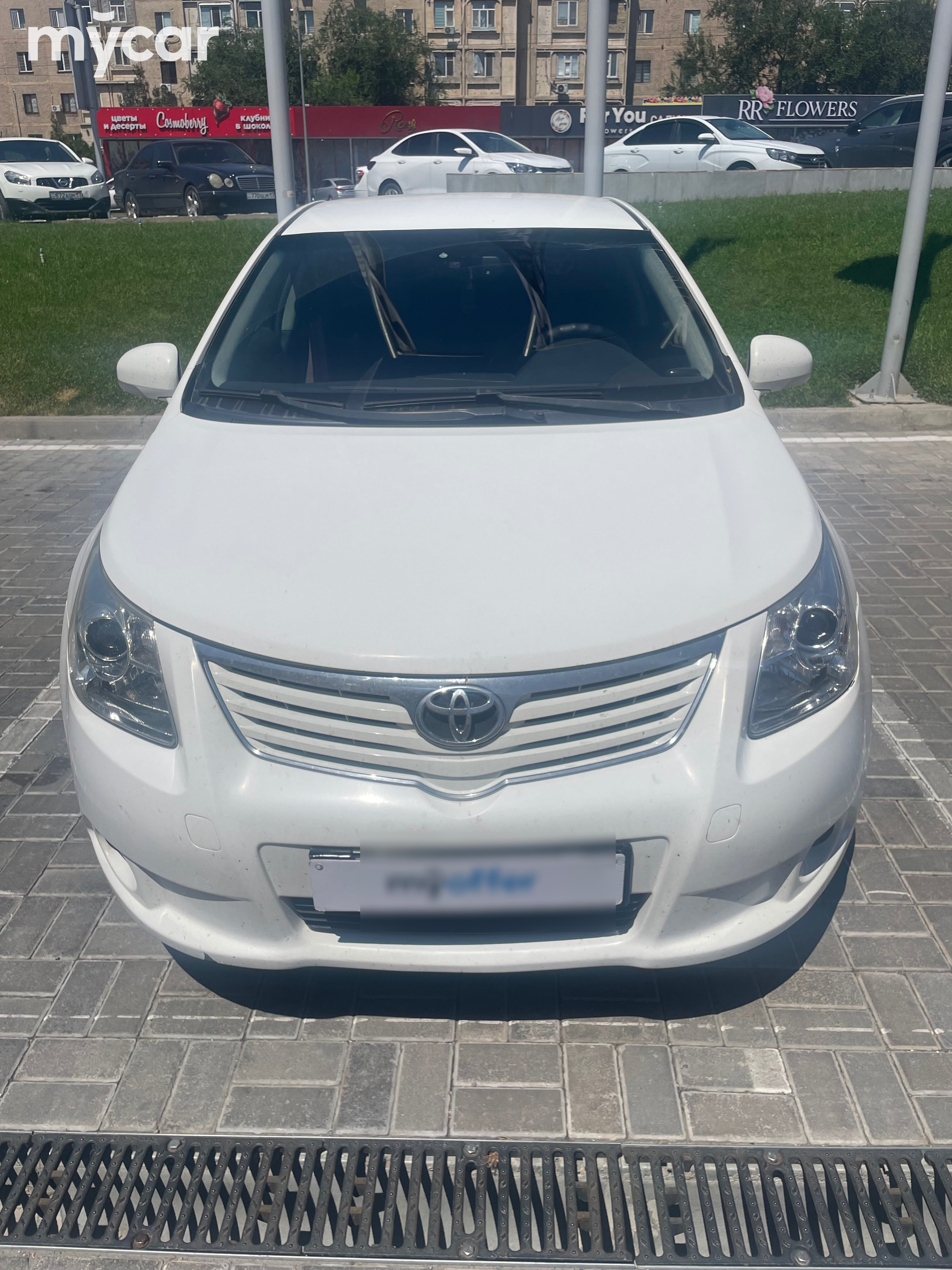 Toyota Avensis 2010
