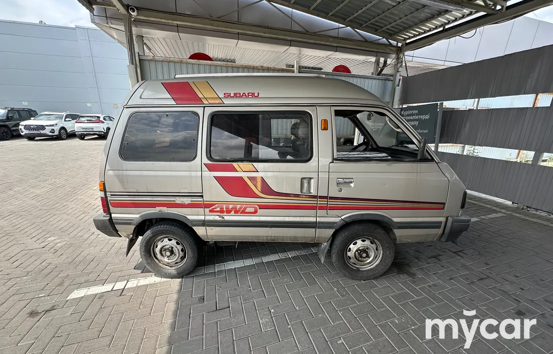 Subaru Libero 1989