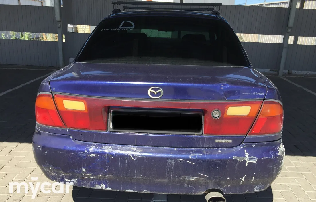 Mazda 323 1995
