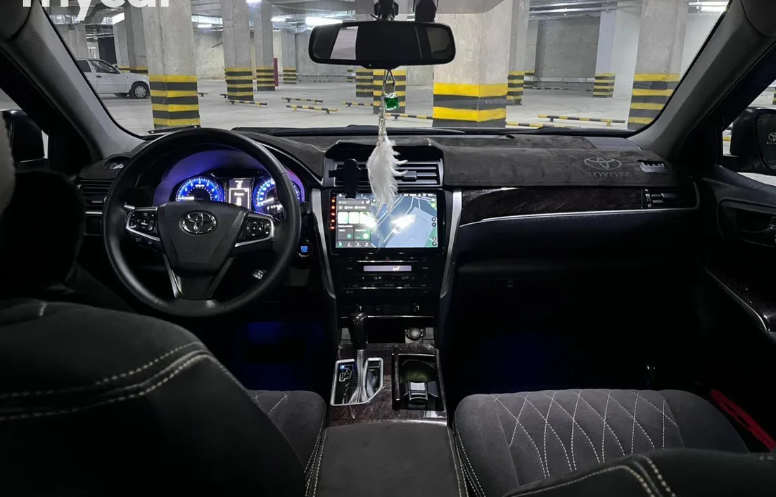 Toyota Camry 2016