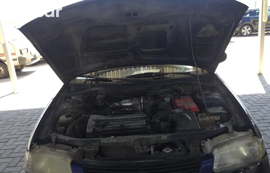Mazda 323 1995