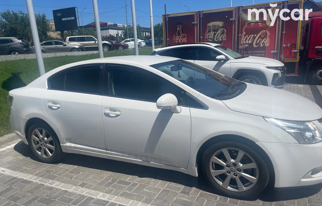 Toyota Avensis 2010