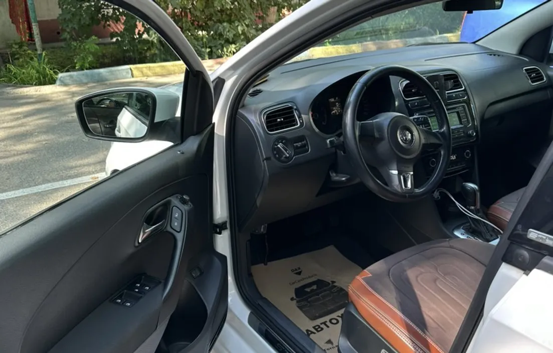 Volkswagen Polo 2014
