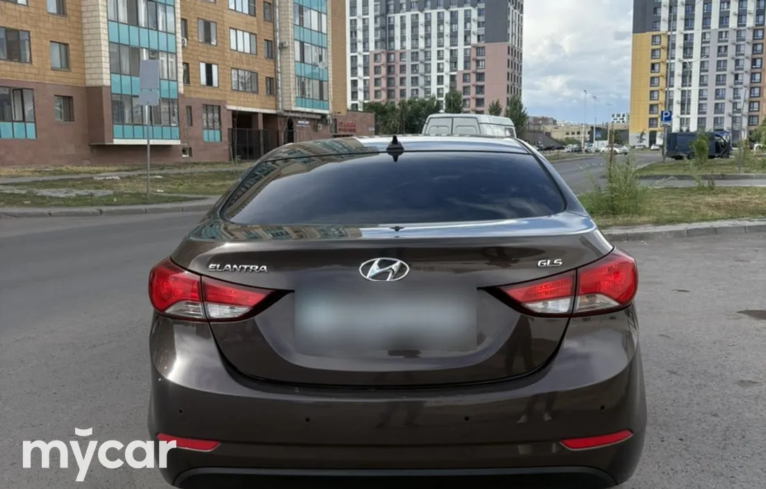 Hyundai Elantra 2015