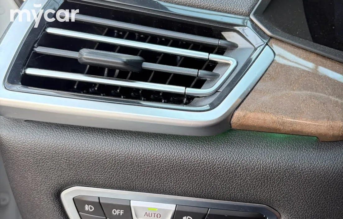 BMW X5 2019