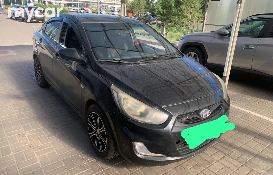 Hyundai Solaris 2013