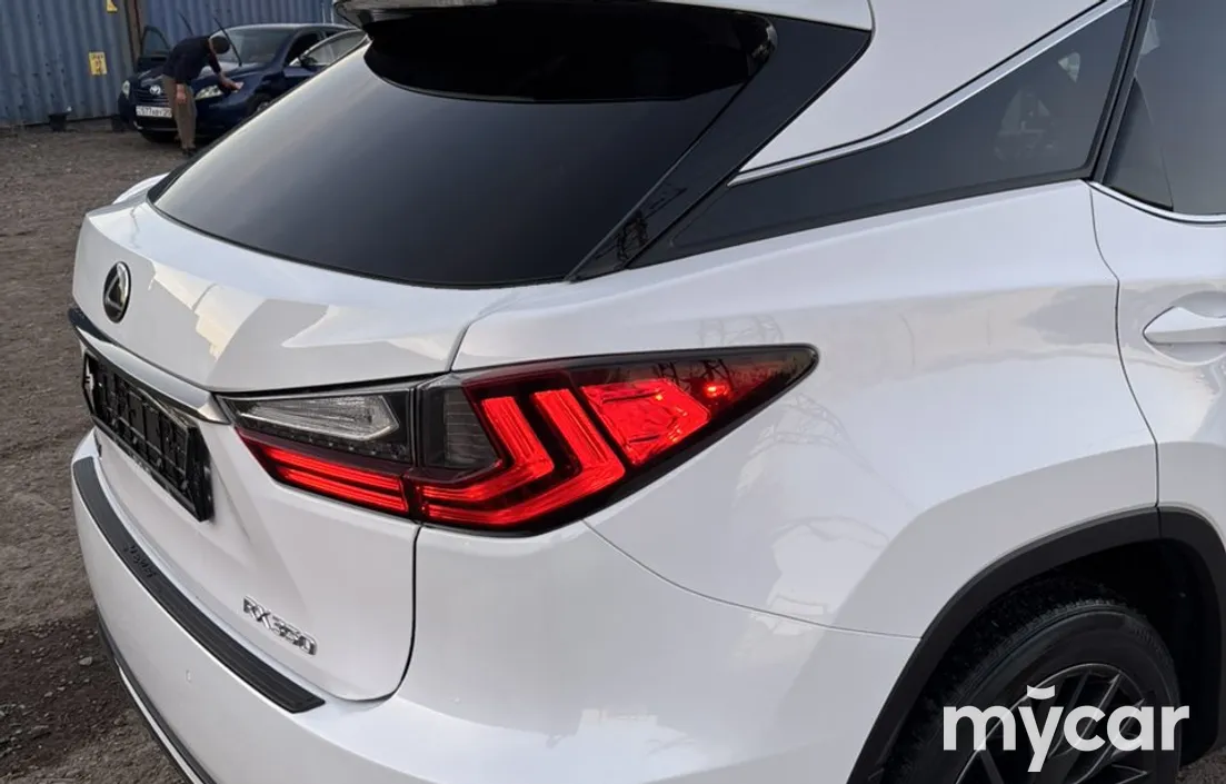 Lexus RX 2021