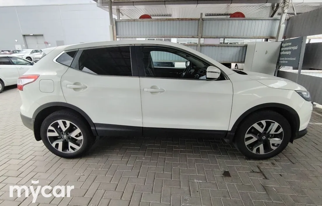 Nissan Qashqai 2015