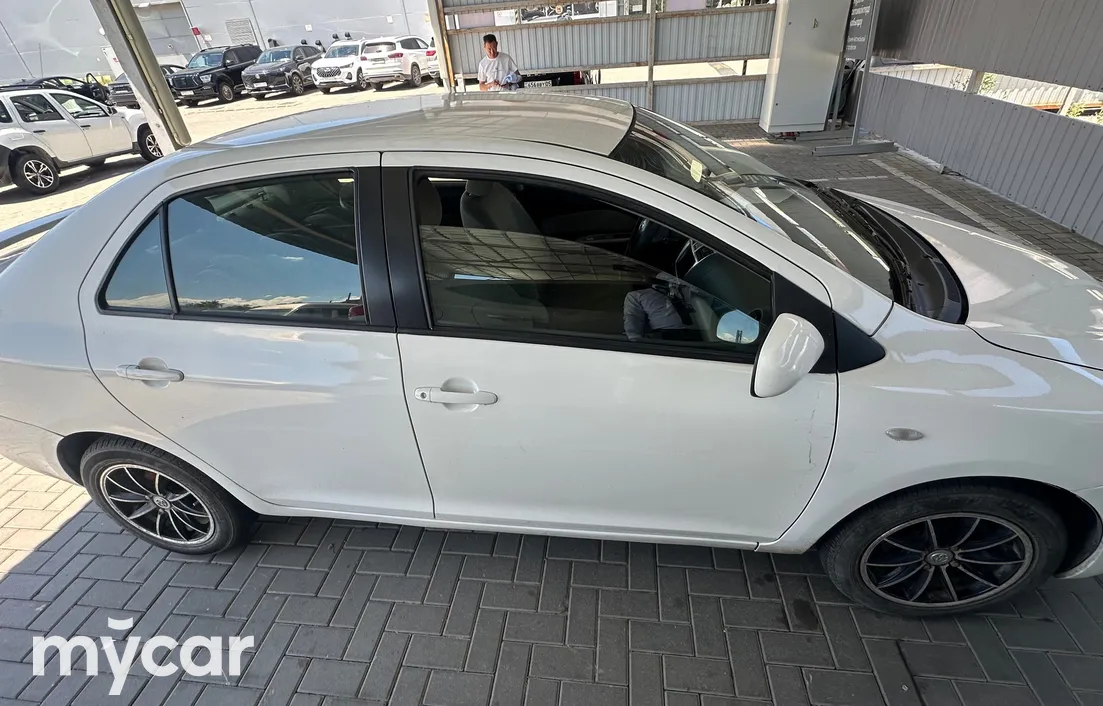Toyota Yaris 2006