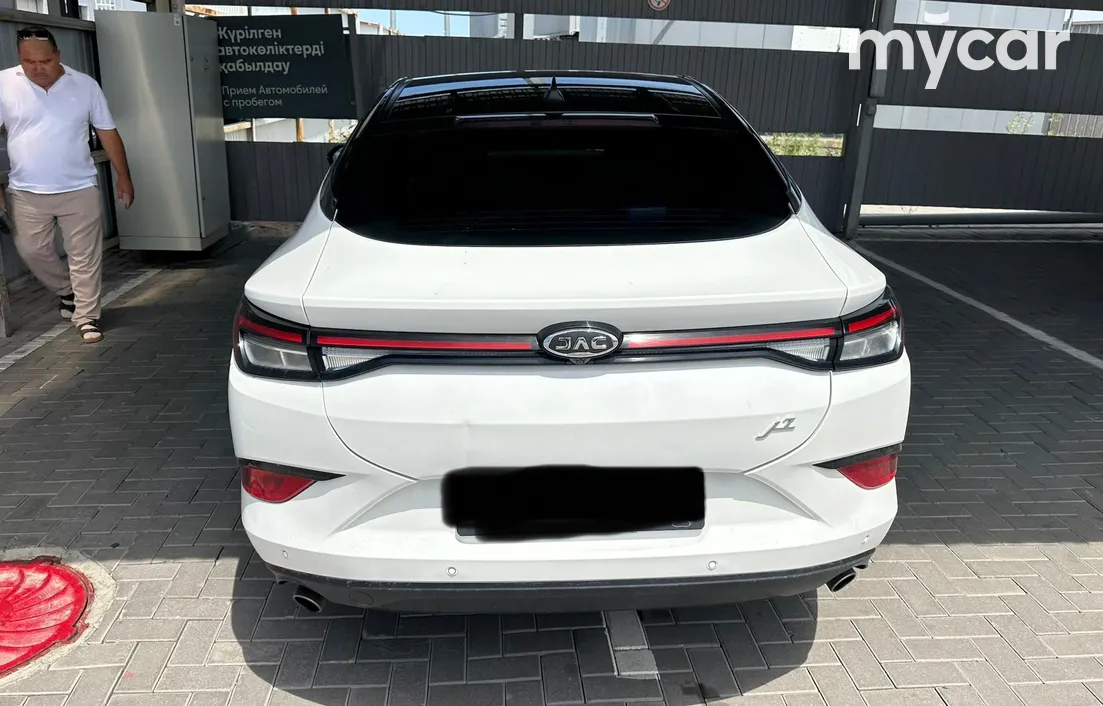 JAC J7 2021