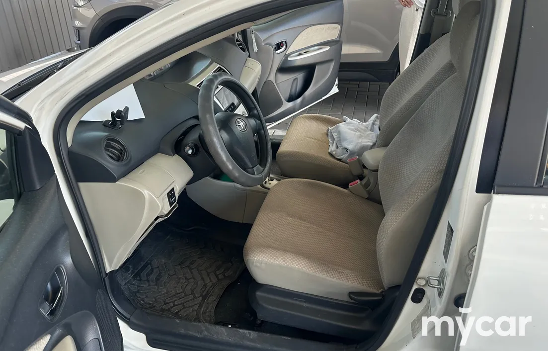 Toyota Yaris 2006
