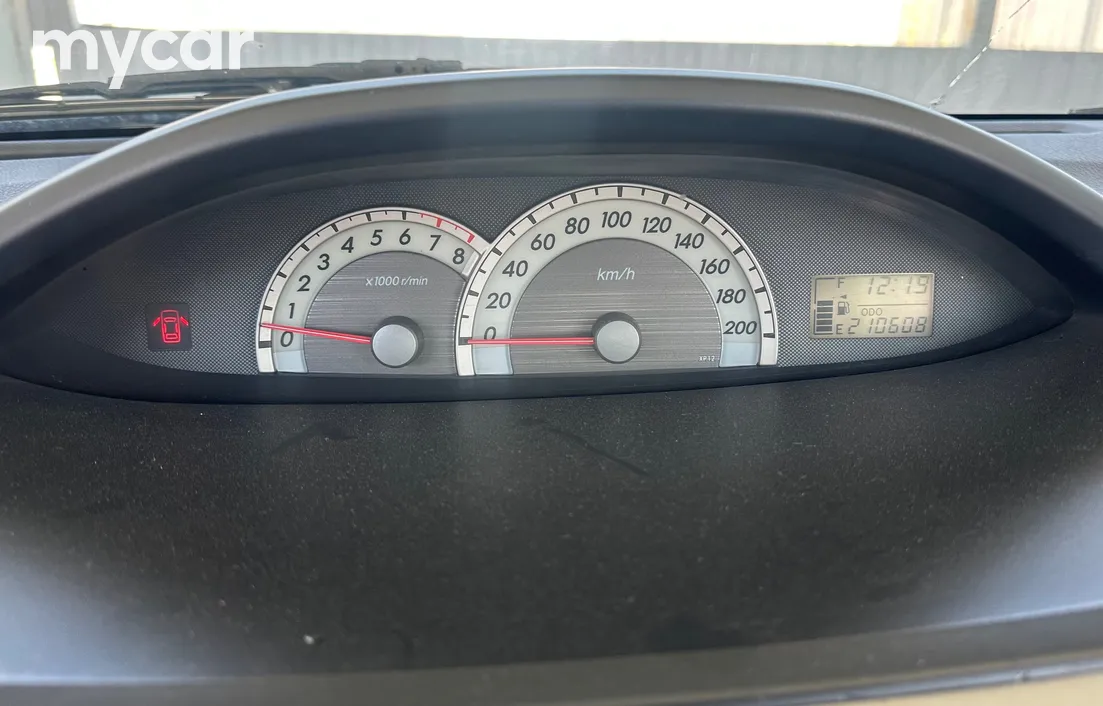 Toyota Yaris 2006