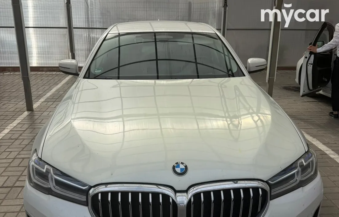 BMW 5 серия 2021