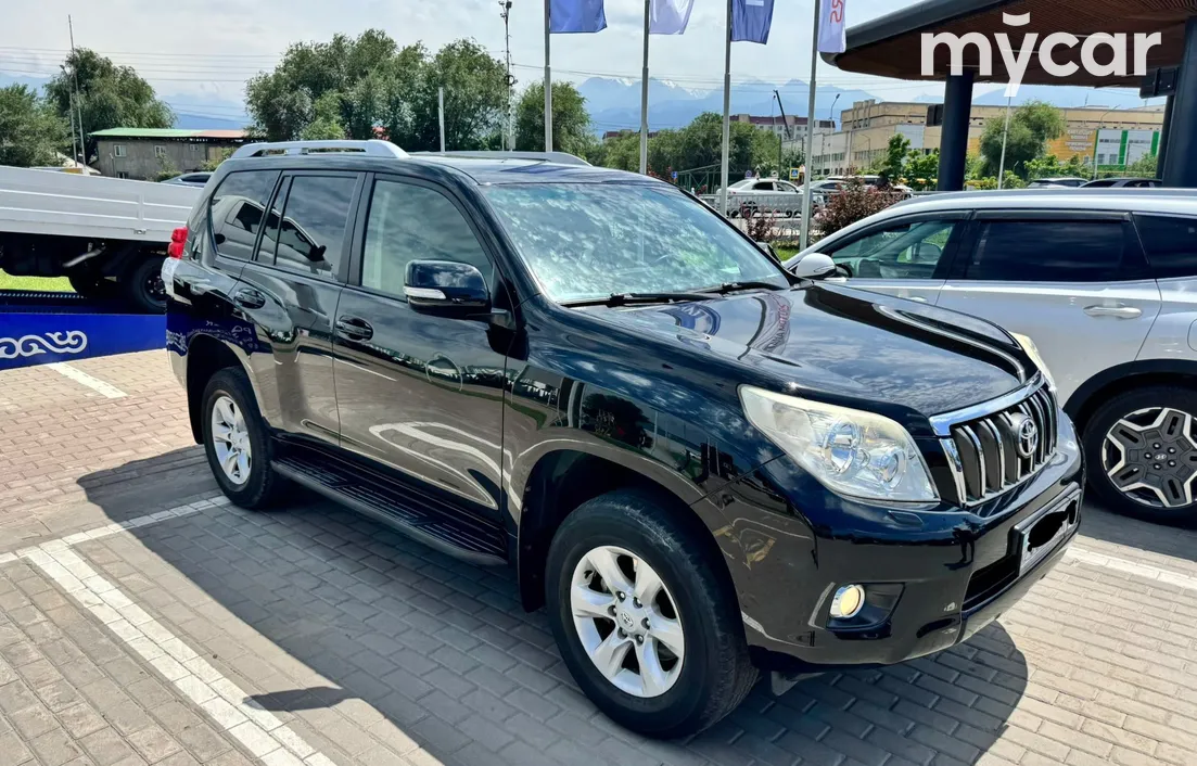 Toyota Land Cruiser Prado 2013