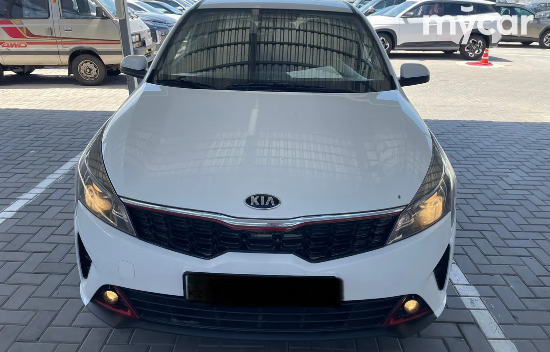 Kia Rio 2021