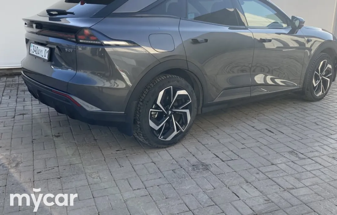 Changan Deepal S07 2024